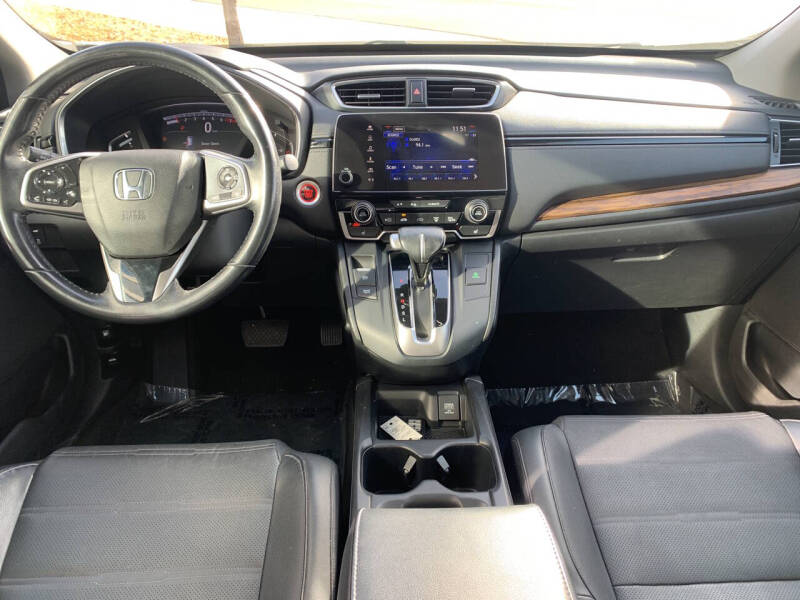 2019 Honda CR-V Touring photo 9