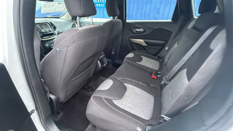 2018 Jeep Cherokee Latitude