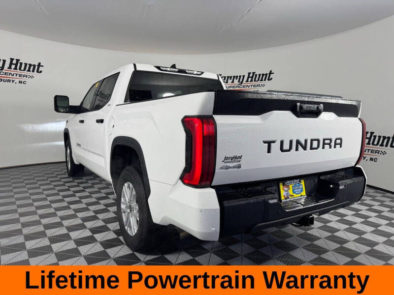 2022 Toyota Tundra SR5