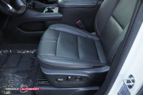 2023 Chevrolet Suburban RST