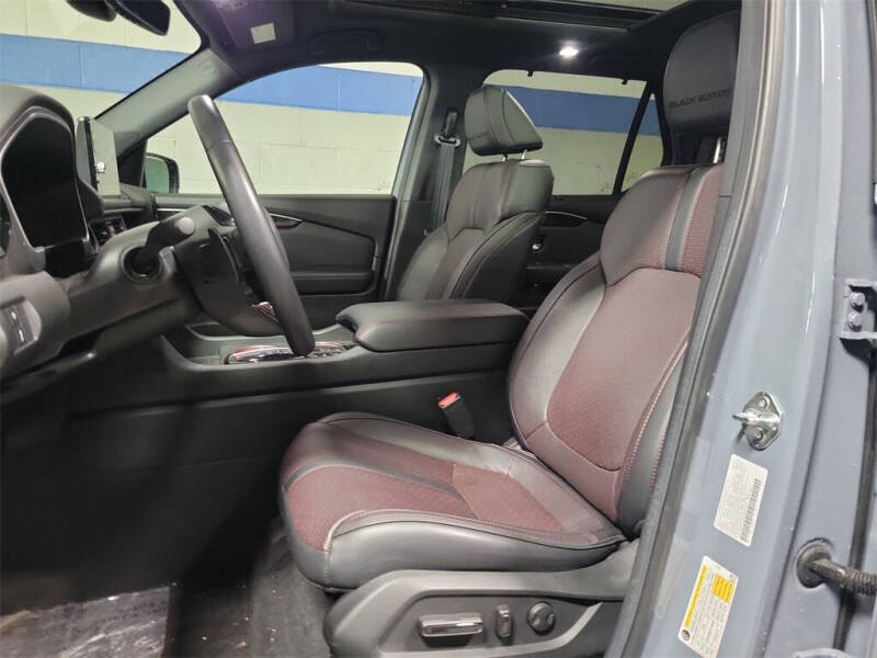 2025 Honda Pilot Black Edition