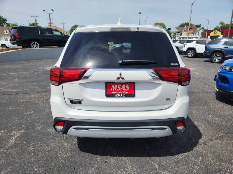 2020 Mitsubishi Outlander SEL