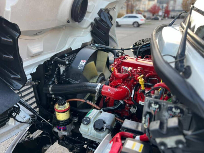 2020 Freightliner M2 106