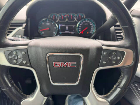 2017 GMC Yukon XL SLT