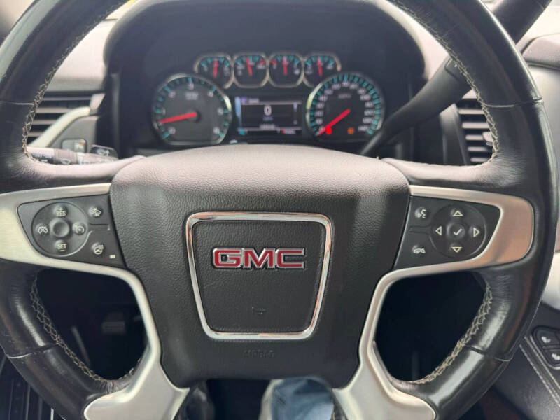 2017 GMC Yukon XL SLT