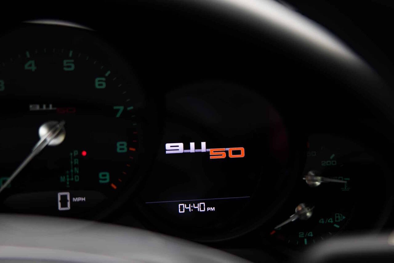 2014 Porsche 911 18