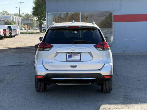 2020 Nissan Rogue SL