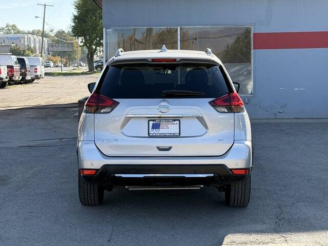 2020 Nissan Rogue SL