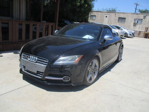 2011 Audi TTS 2.0T quattro Prestige