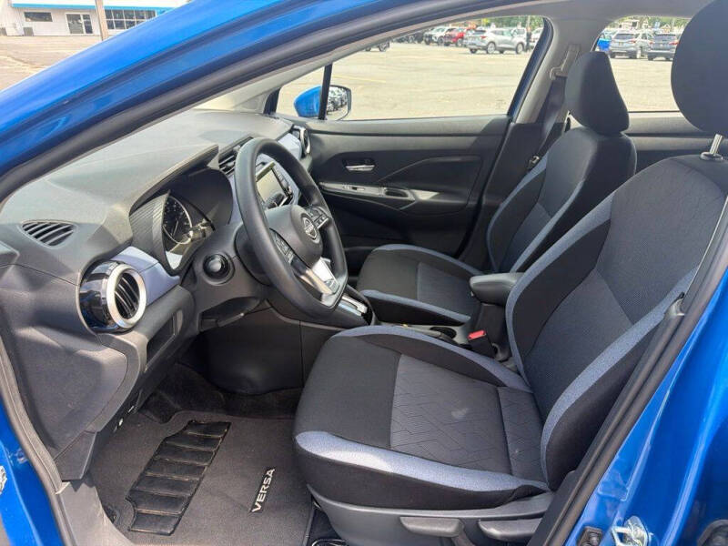 2024 Nissan Versa SV