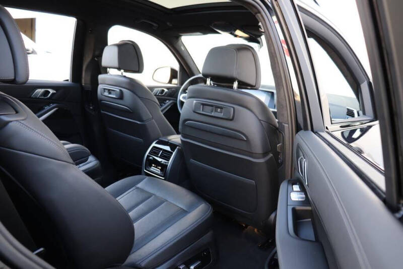 2022 BMW X7 xDrive40i