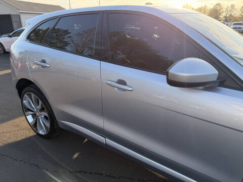 2017 Jaguar F-PACE S