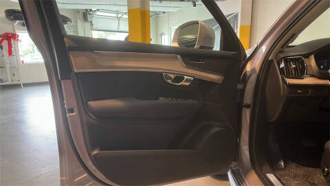 2026 Volvo XC90 B5 Plus 7P