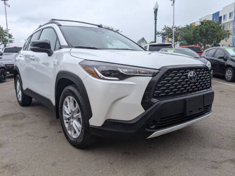 2025 Toyota Corolla Cross LE