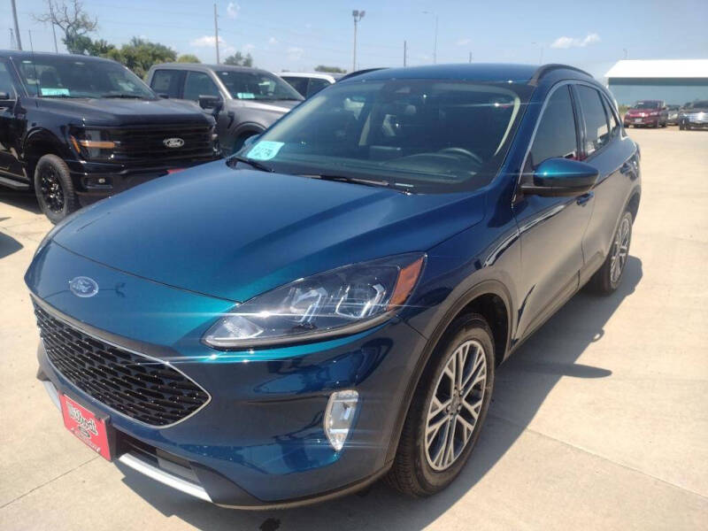 Used 2020 Ford Escape SEL with VIN 1FMCU9H64LUB69414 for sale in Chamberlain, SD