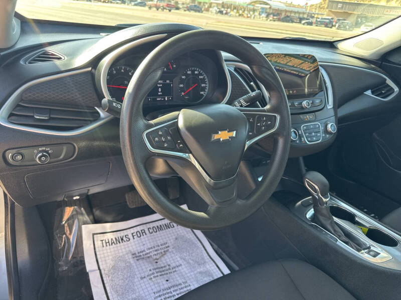 2023 Chevrolet Malibu LT