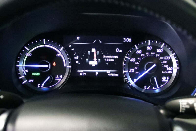 2021 Toyota Highlander Hybrid Platinum