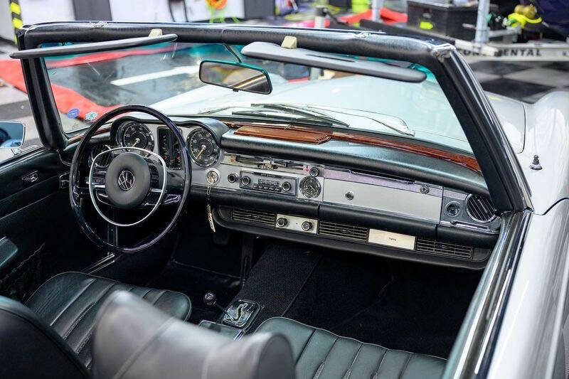 1970 Mercedes-Benz 280-Class