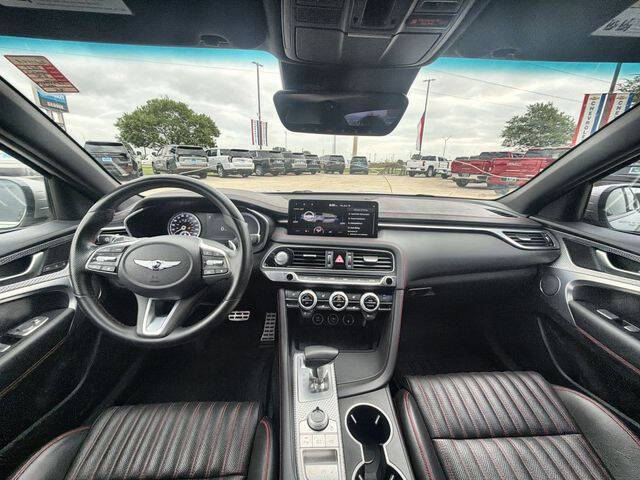 2023 Genesis G70