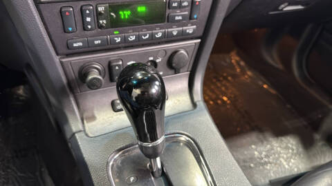 2003 Ford Thunderbird