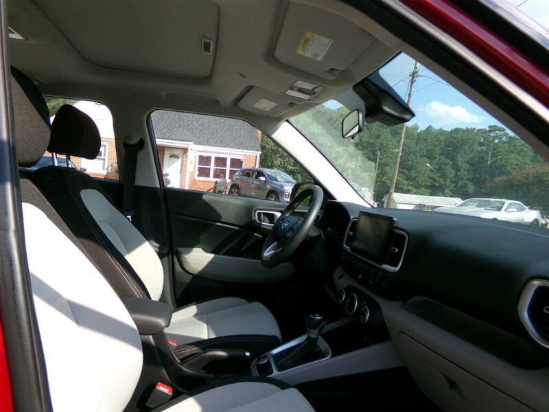 2025 Hyundai Venue SEL