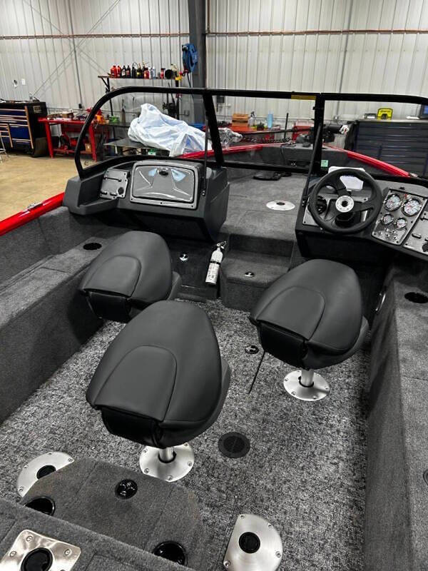 2026 Tracker Pro Guide V-175 WT