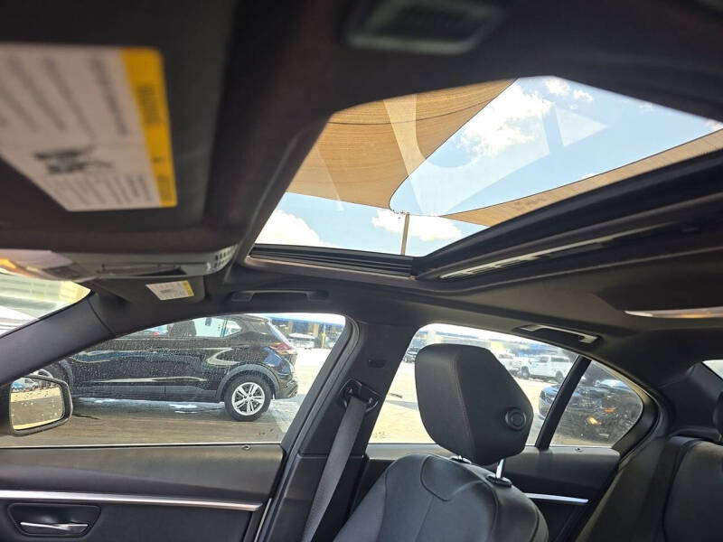 2018 BMW 3 Series 330e iPerformance