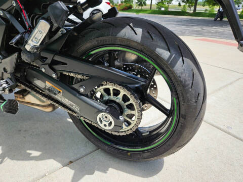 2023 Kawasaki Ninja 1000SX