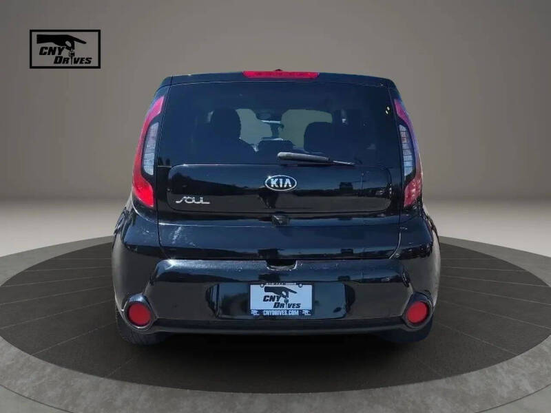 2016 Kia Soul +