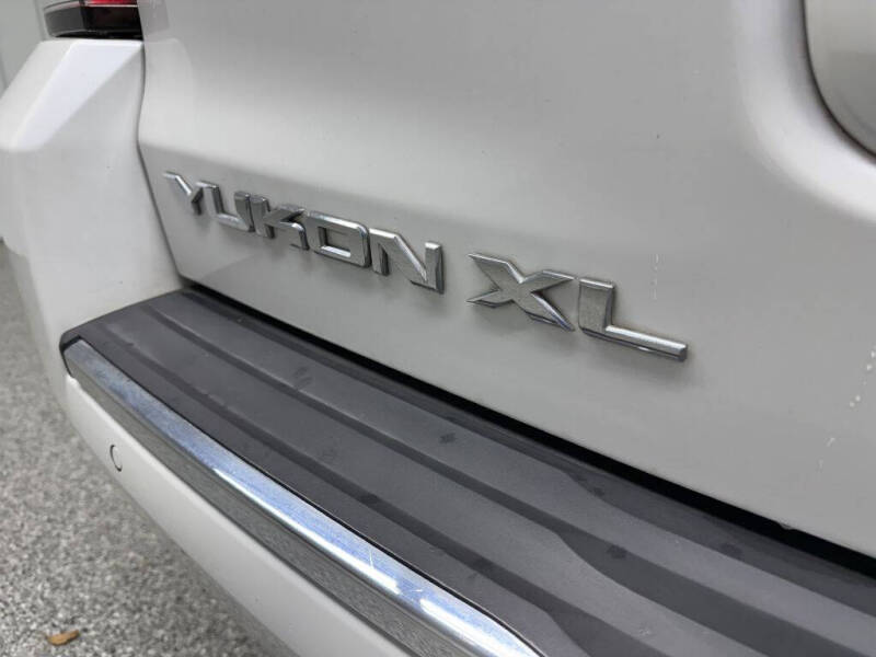 2017 GMC Yukon XL Denali