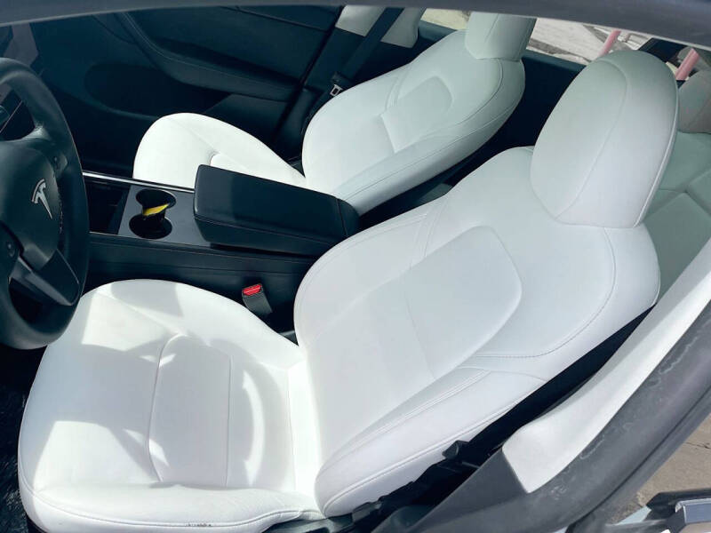 2024 Tesla Model Y Performance