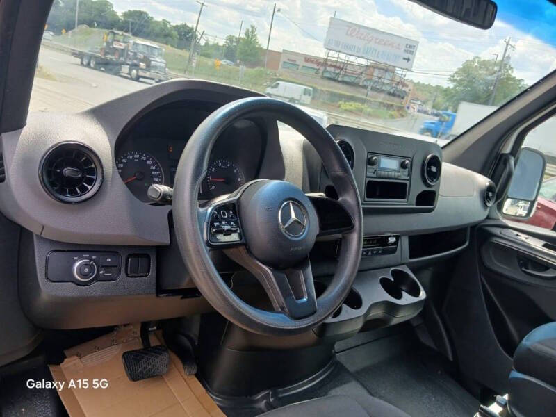 2022 Mercedes-Benz Sprinter 2500