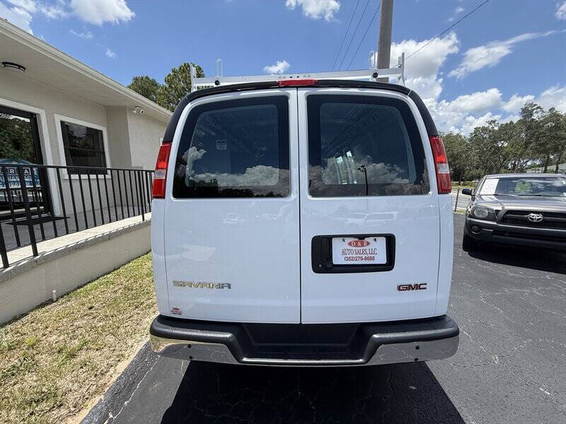 2025 GMC Savana 2500