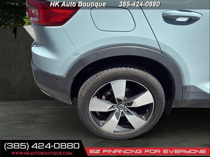 2019 Volvo XC40 T5 Momentum