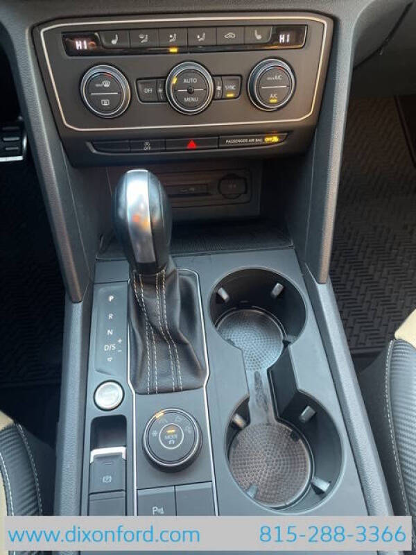 2021 Volkswagen Atlas Cross Sport V6 SE R-Line 4Motion