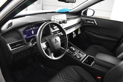 2025 Mitsubishi Outlander PHEV SEL Black Edition