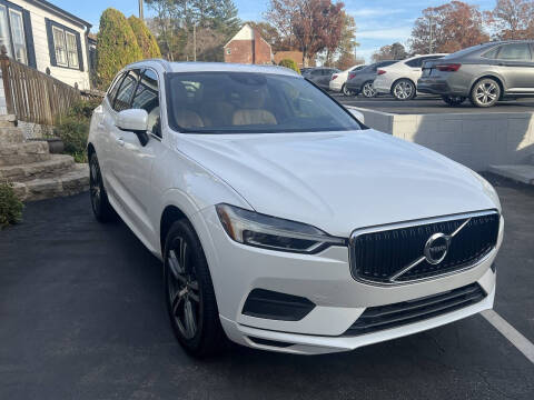 2020 Volvo XC60 T5 Momentum