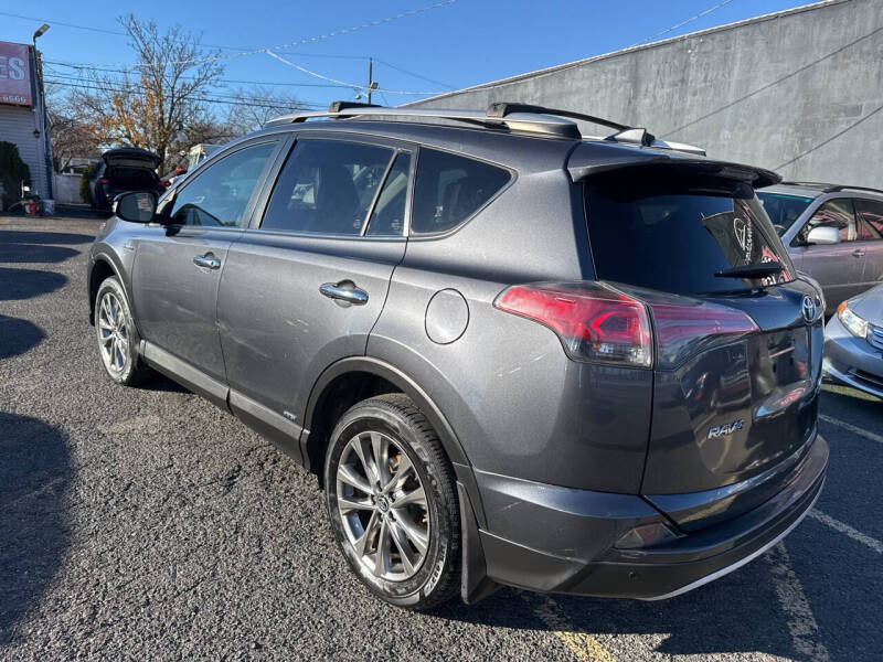 2016 Toyota RAV4 Hybrid Limited