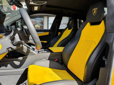 2019 Lamborghini Urus