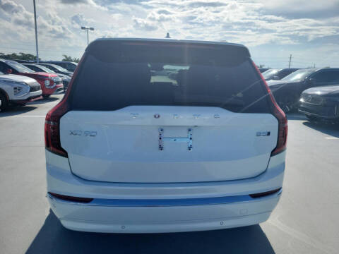 2026 Volvo XC90 B5 Core