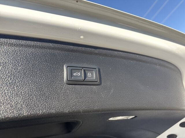 2022 Audi Q5 quattro S line Prem Plus 45 TFSI