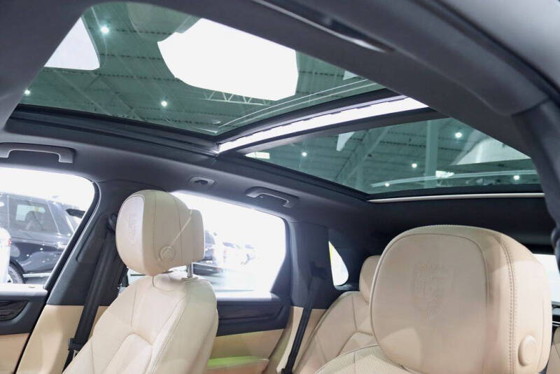 2023 Porsche Cayenne