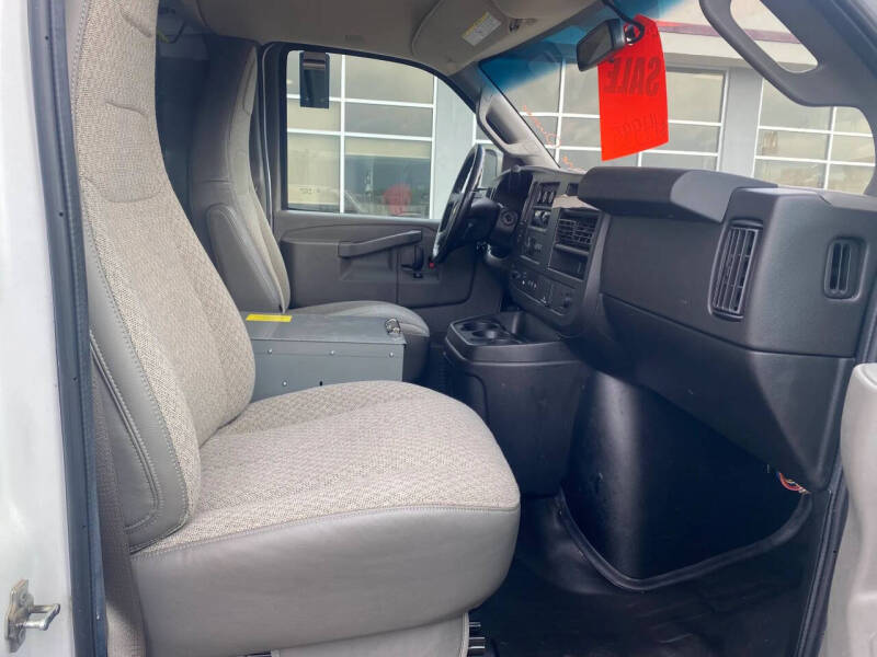 2020 Chevrolet Express 2500