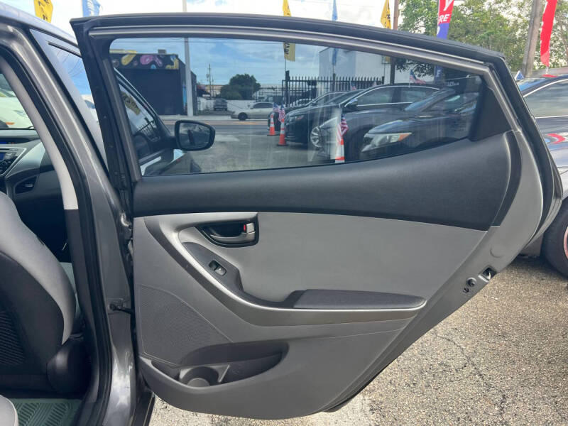 2013 Hyundai Elantra GLS