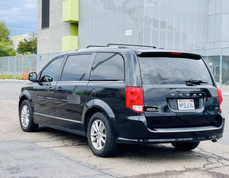2020 Dodge Grand Caravan SXT