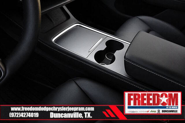 2025 Tesla Model Y Performance