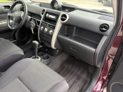 2005 Scion xB