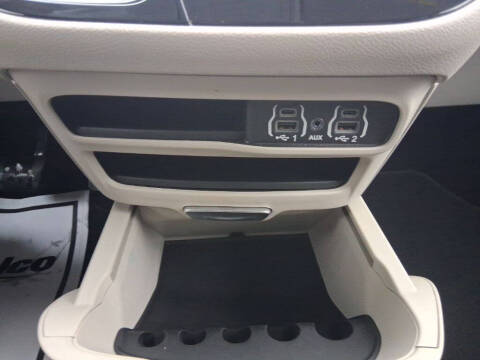 2021 Chrysler Voyager LX