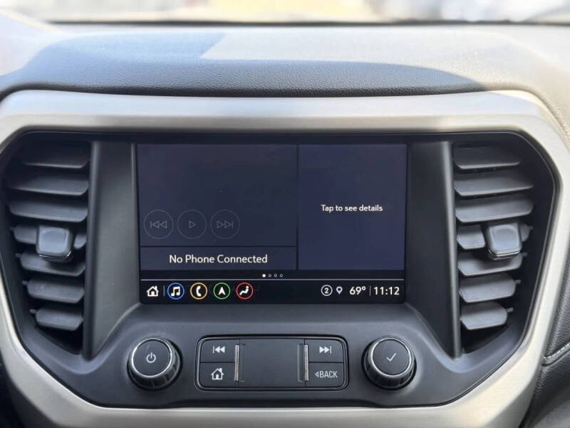 2022 GMC Acadia Denali