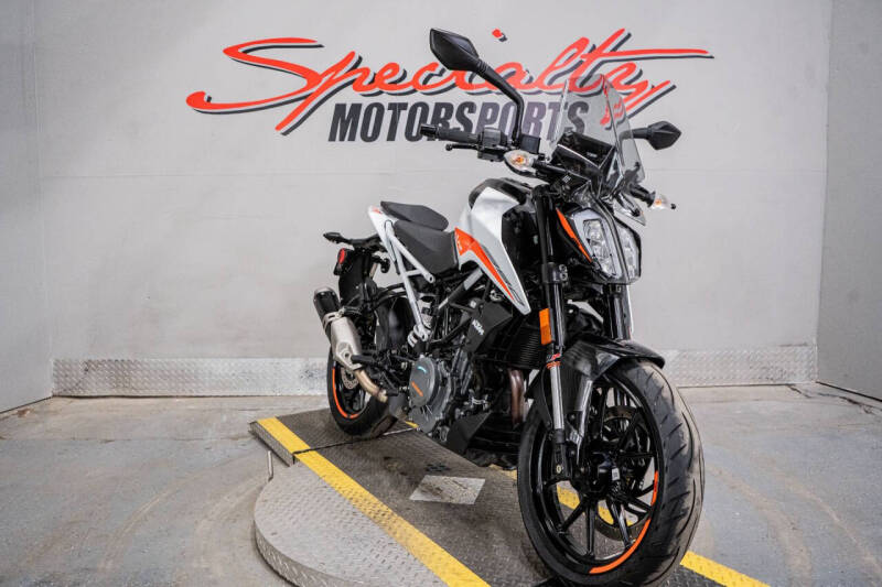 2022 KTM 390 Duke